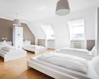 Five Reasons Hotel & Hostel - Nuremberg - Bedroom