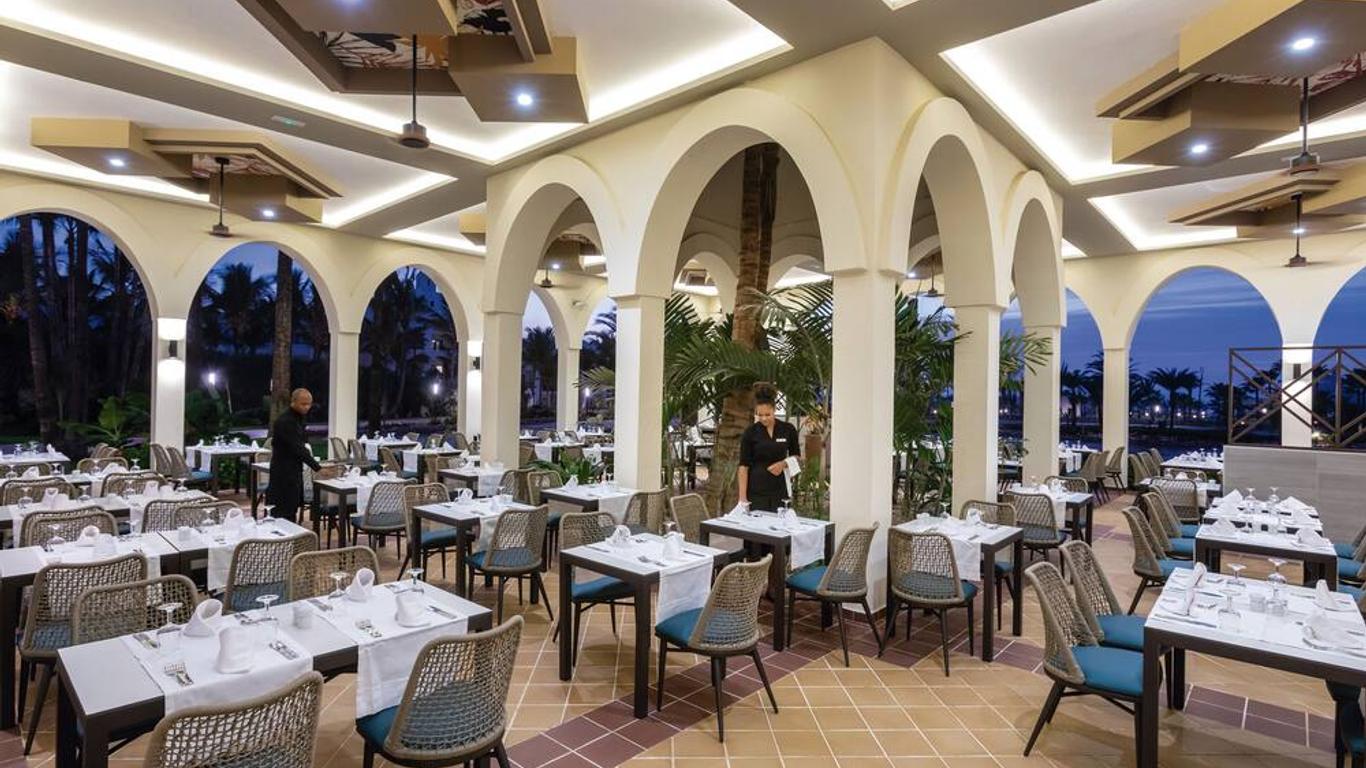 هوتل ريو كارامبوا - بسعر شامل جميع الخدمات