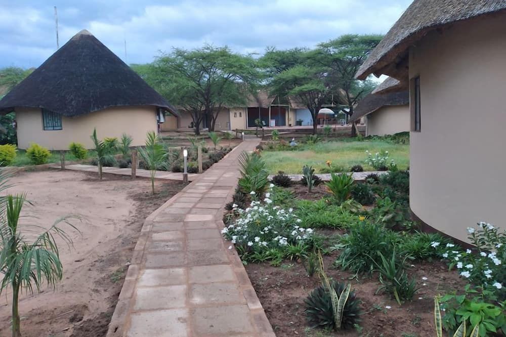 Nkanga Hotel - Kasane - Outdoor view