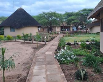 Nkanga Hotel - Kasane - Outdoor view