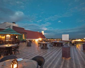 Jenneys Residency - קוימבאטור - מסעדה