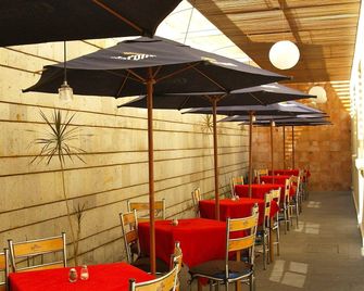 Hotel & Suites Galeria - Morelia - Restaurante