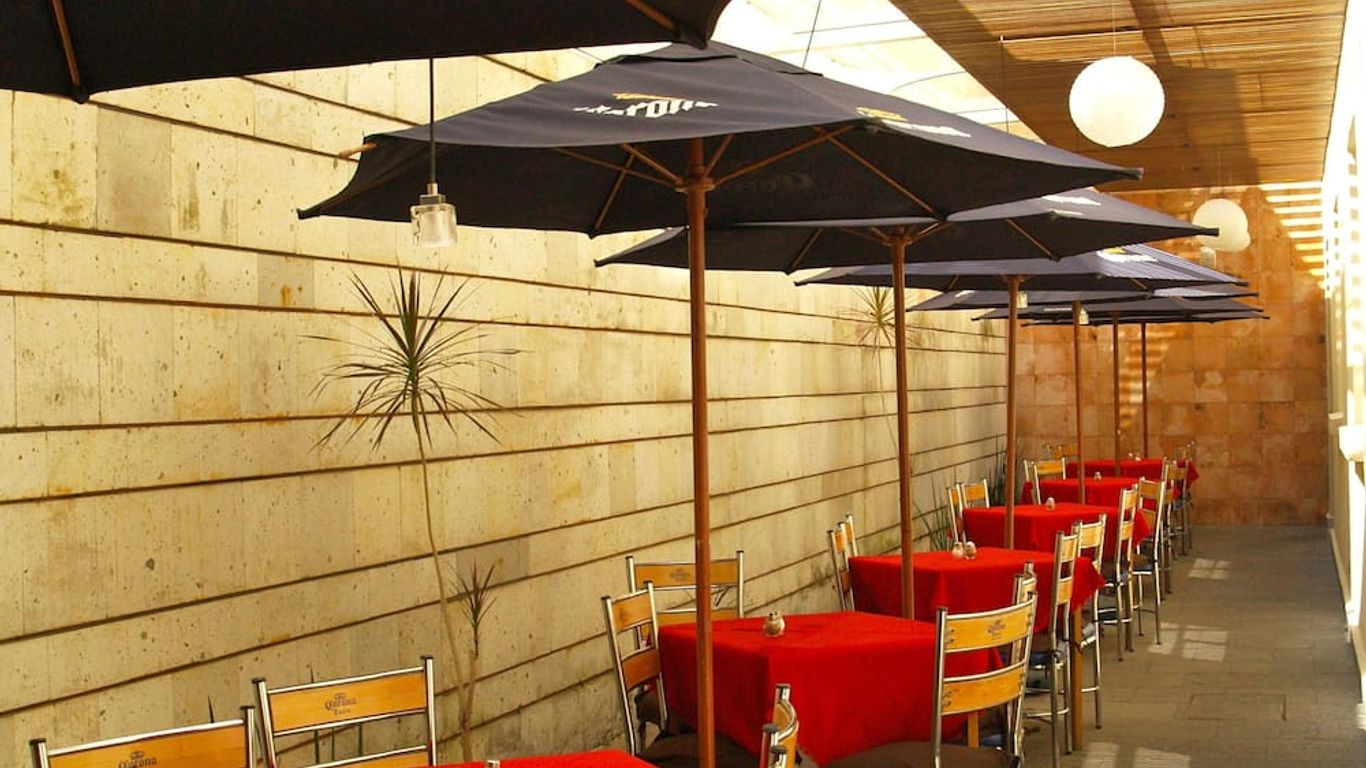 Hotel & Suites Galeria