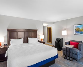 Hampton Inn Huntington University Area - Huntington - Schlafzimmer