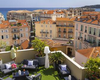 Best Western Hôtel Méditerranée Menton - מאהטו - גג