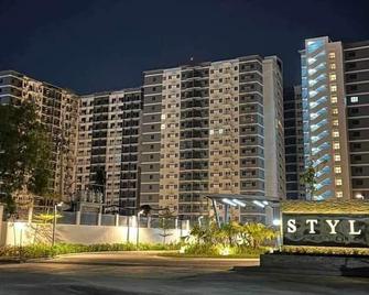 S&E Condo #909 - Iloilo City - Gebäude