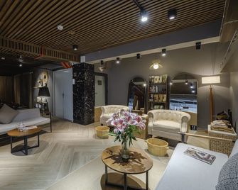 Ttr Central Apart Hotel - Dalat