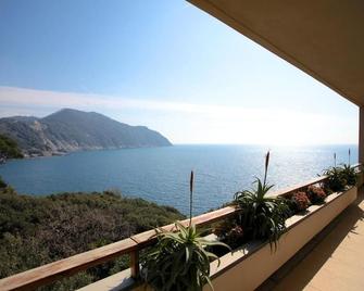 Villa Domus 1938 - Sestri Levante - Balcony