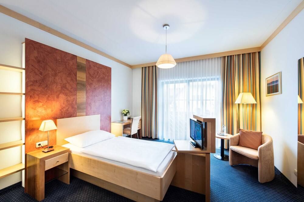 Parkhotel Zur Klause thumbnail 3