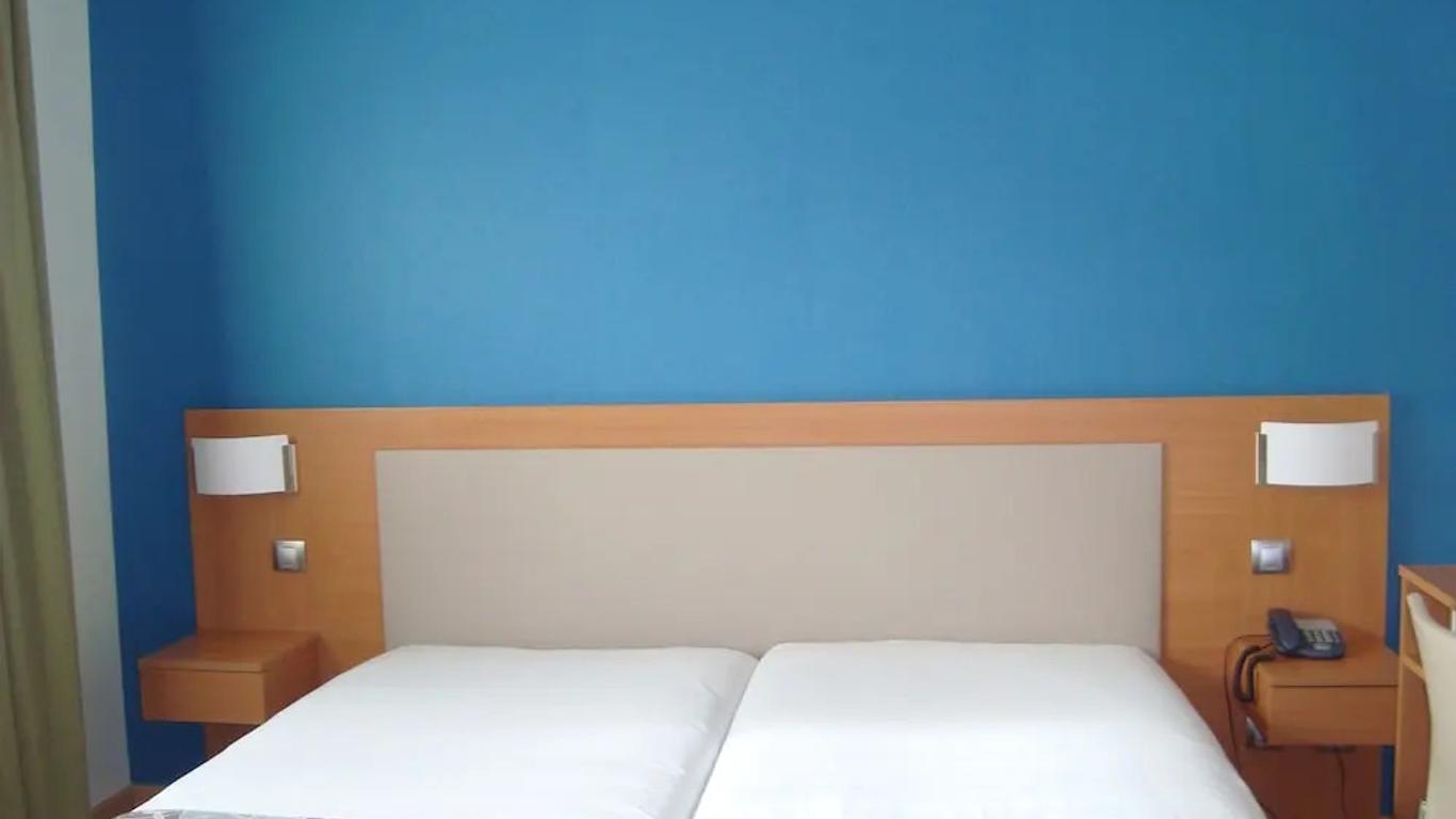 Hotel Albergaria Borges