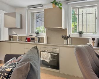 Stuttgarter Apt mit Terrasse für 4 Pers - Stuttgart