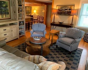 Beautiful Dorset home convenient to HITS & Venues - Dorset - Huiskamer