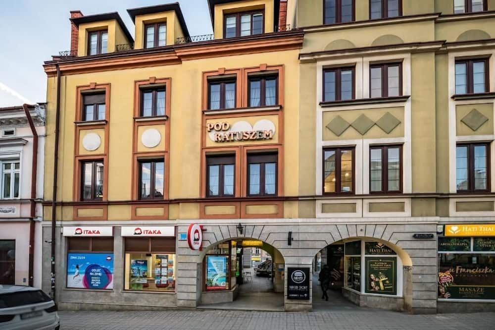 Pod Ratuszem