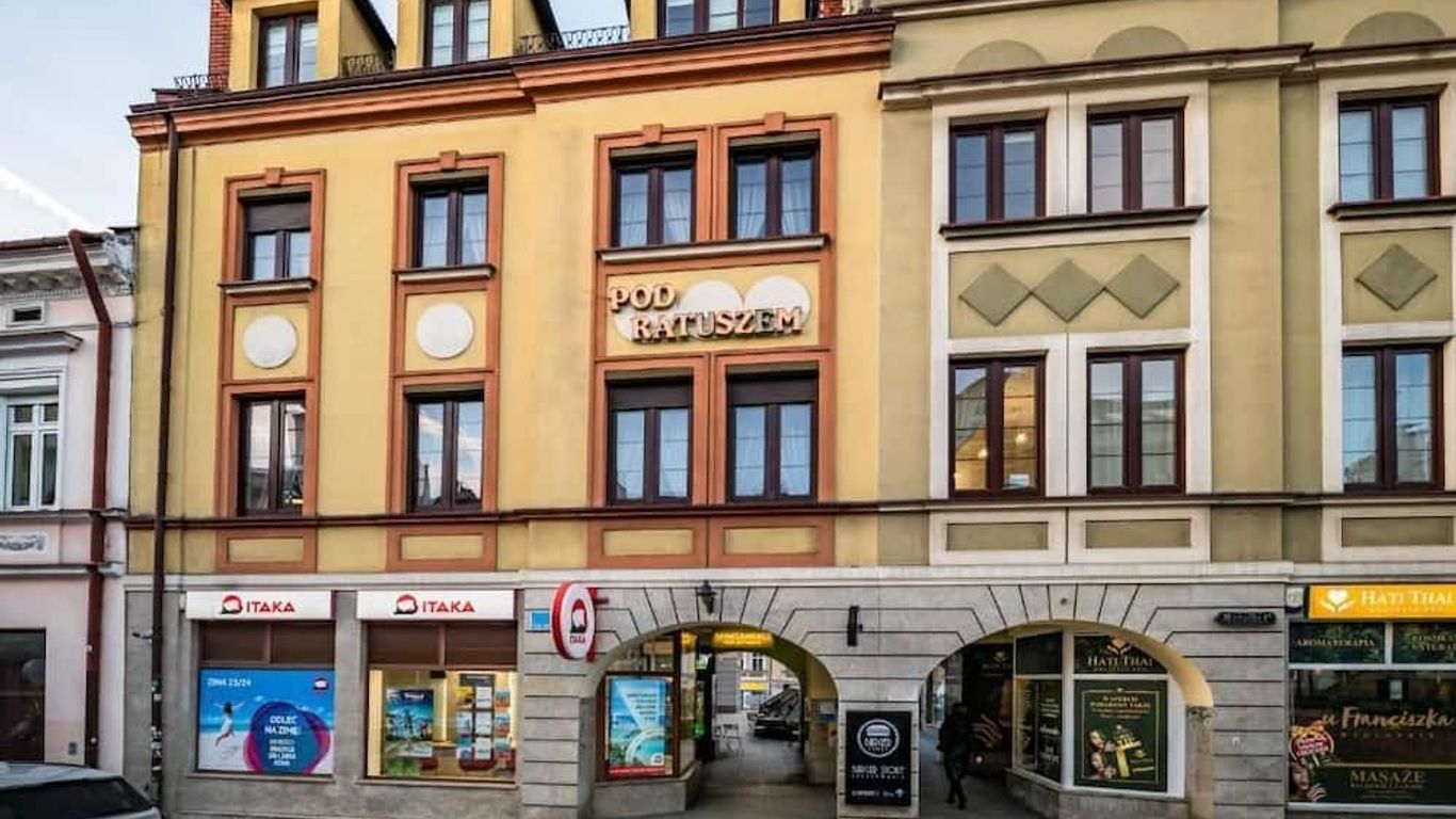 Pod Ratuszem