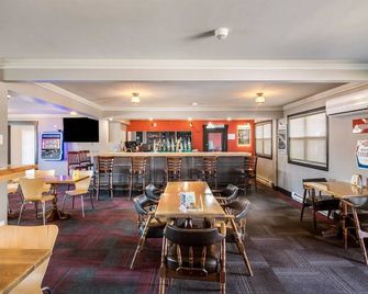 Motel 6 Moncton. Nb - Moncton - Bar