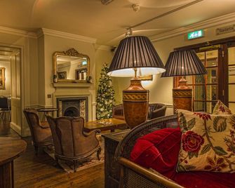 The White Hart Royal, Moreton-in-Marsh, Cotswolds - The Coaching Inn Group - Moreton-in-Marsh - Lounge