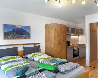 Apartment Biendl - Mittenwald - Bedroom