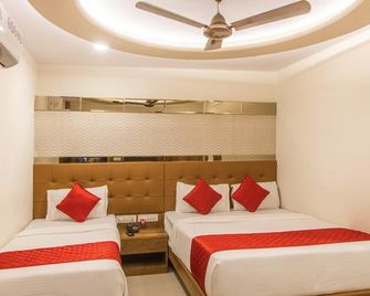 Hotel Hometown Near Us Embassy Bkc - Mumbai - Bedroom