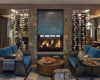 The Rusty Parrot Lodge and Spa - Jackson - Area lounge