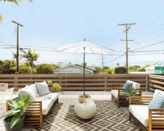 Camden by Avantstay 5mins to the Beach! Elevated Home w/ Pacific Ocean Views - Encinitas - Terasa