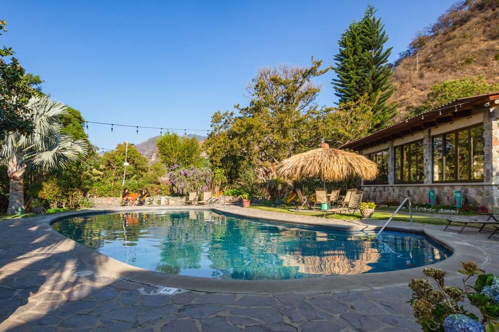 Socialtel Atitlan - פניאכל - בריכה