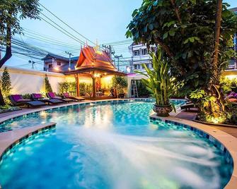 Sunday Villa Sirilanna Hotel - Chiang Mai - Pool