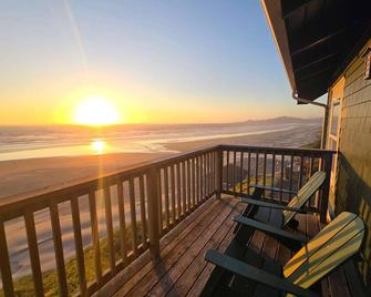 Hotel Sylvia - ניופורט - מרפסת