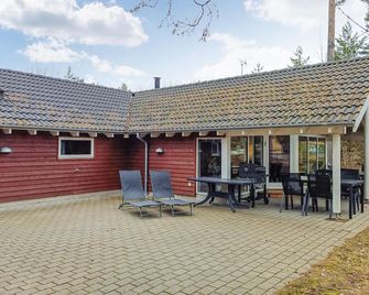 Nice Home In Koepingsvik With Sauna - Köpingsvik - Patio