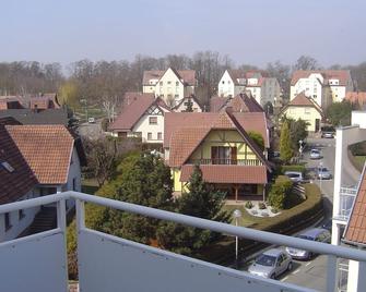 Zénith Sky - Strasbourg - Eckbolsheim - Balcony