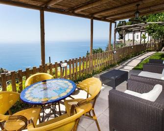 Fico D'India Relais - Furore - Balcony