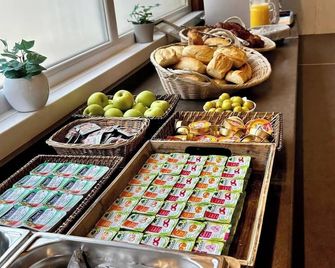 Citotel Du Tigre - Verdun - Buffet