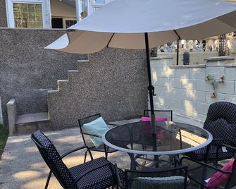 3br-Sleeps6-Garden-Mountain &near 4 Falls Walks on - Treherbert - Patio