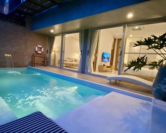 Proud Phu Fah Muang Chiang Mai - Chiang Mai - Pool