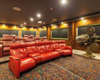 Mayfair Himalayan Spa Resort - Kālimpong - Lounge