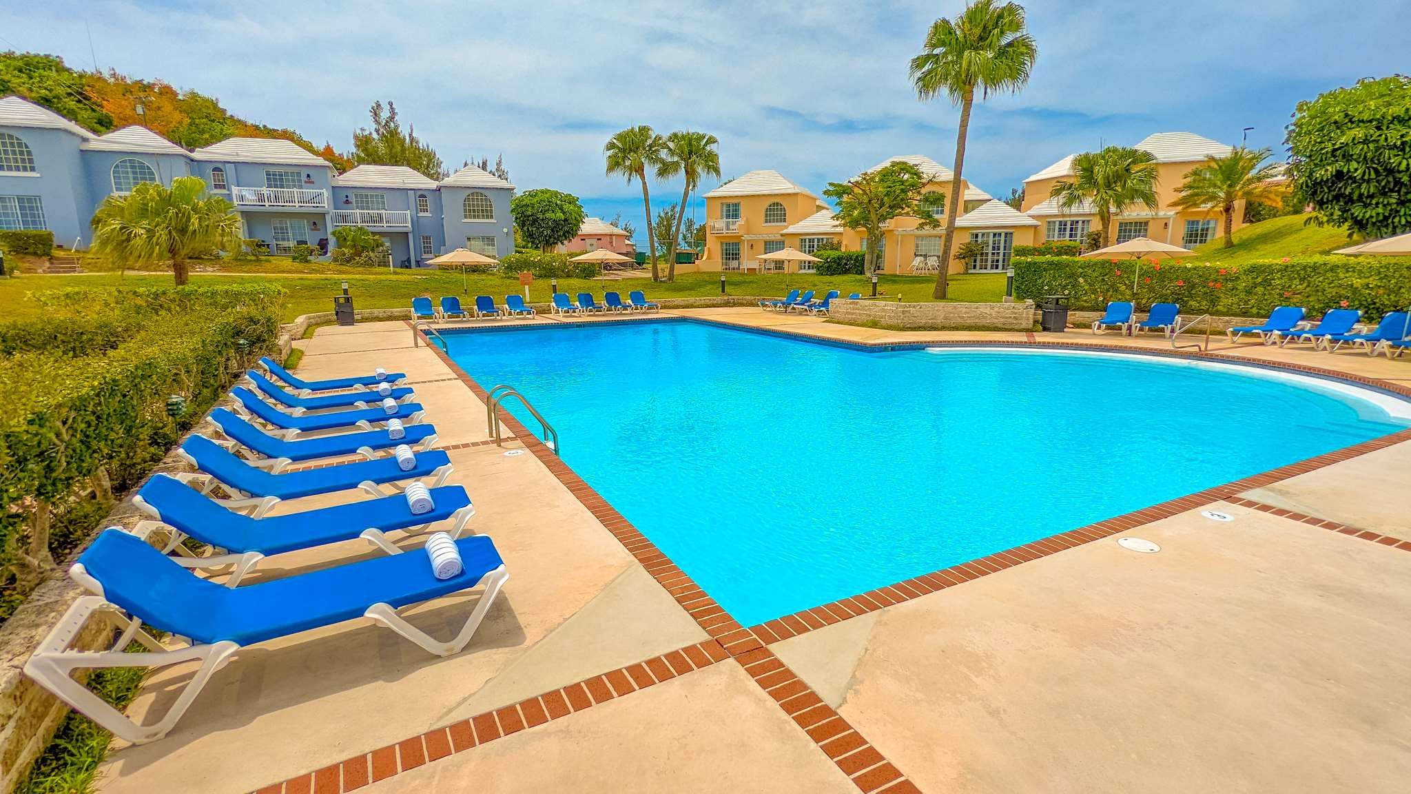 St George's Club - Saint George's - Pileta