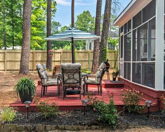 4-bedroom house in charming Midlothian 20 min to Richmond and Petersburg. - Midlothian - Patio