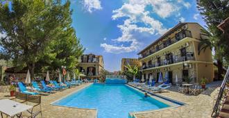 Two Brothers Studios & Apts - Zakynthos