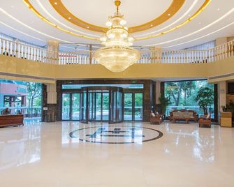 Duoshun Vista Jiangnan Mountain And Water Hotel (Huangshan Municipal Government Branch) - Chuang-šan - Salónek