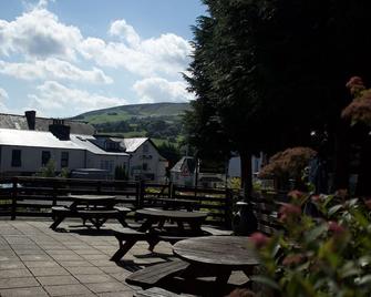 Belle Vue Hotel - Llanwrtyd Wells - Binnenhof