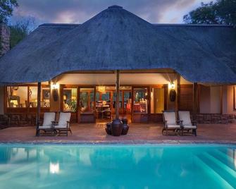 Serondella Game Lodge - Kruger National Park - Piscina