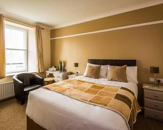 The Longboat Inn - Penzance - Bedroom