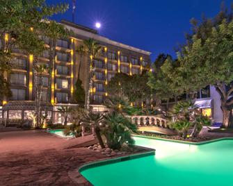 Hotel Lucerna Tijuana - Tijuana - Bazén
