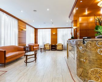 Hotel Strasbourg - Ginebra - Vestíbul