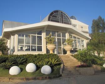 El Shadai Park Hotel - Cabreúva - Edificio