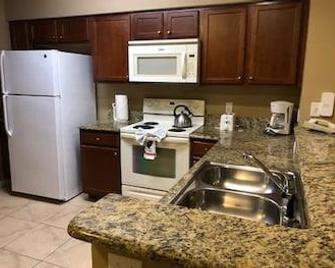 2br Condo Resort - Celebration - Кухня