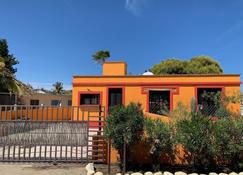 Casa Edilia - Smack in the middle of town\/one block from the beach - Los Barriles - Bâtiment