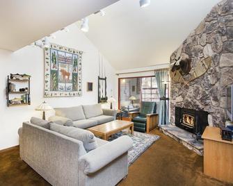 Aspen Creek by 101 Great Escapes - Mammoth Lakes