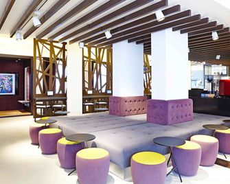 Novotel London Brentford - Brentford - Area lounge