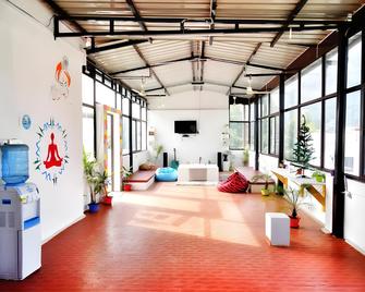 Hostel Cozy Beds - Rishikesh - Huiskamer