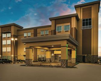 La Quinta Inn & Suites by Wyndham Colorado City - Colorado City - Edificio